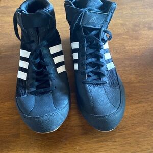 Men’s Adidas Wrestling Shoes Sz10